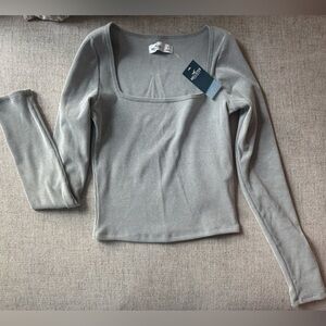Hollister long sleeve top